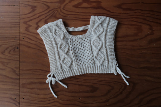 【糸+パターンキット】羊ノ糸で編む-aran-vest-by-tiny-c-knit